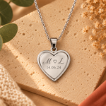 Collier cœur argenté personnalisé avec initiales et date gravées